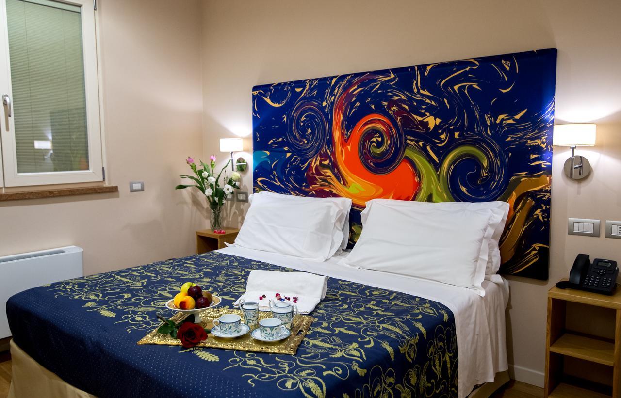 Dolcedorme Garni Hotel Parma Exterior photo